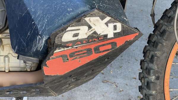 AXO Skid Plate