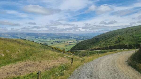 Otago trip day 2 Mayfield to Tailings Hut