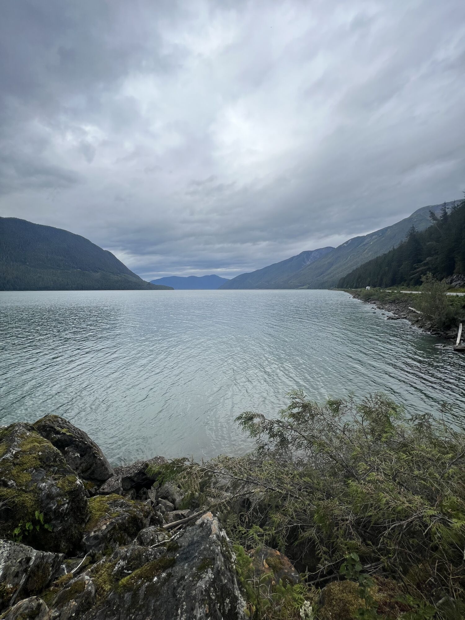 Get Lost, Find Yourself: The Joy Of Unscripted Travel - 8xuc2l0