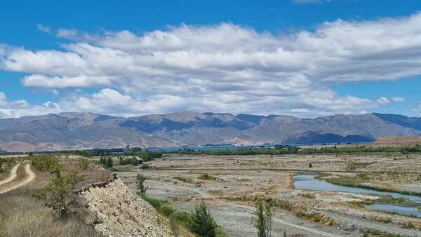 Otago trip day 8 Ahuriri Base Hut to Bauchops Hill