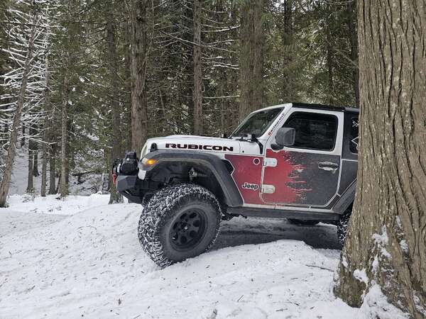 Twisted Steel on Snow!