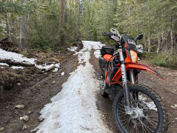 2024 KTM 690 Enduro