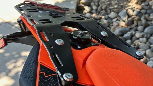 Perun Luggage Tail Rack