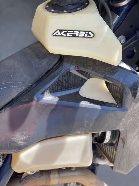 Acerbis 3.9 Gallon  Tank