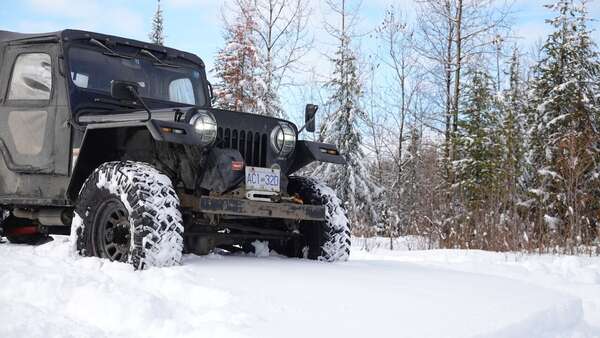 4 Shorty Jeeps in the Snow!